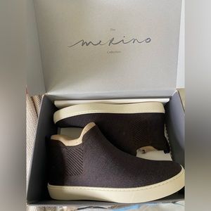 New Rothy’s Brown Hi-Tops (Women’s Size 12)